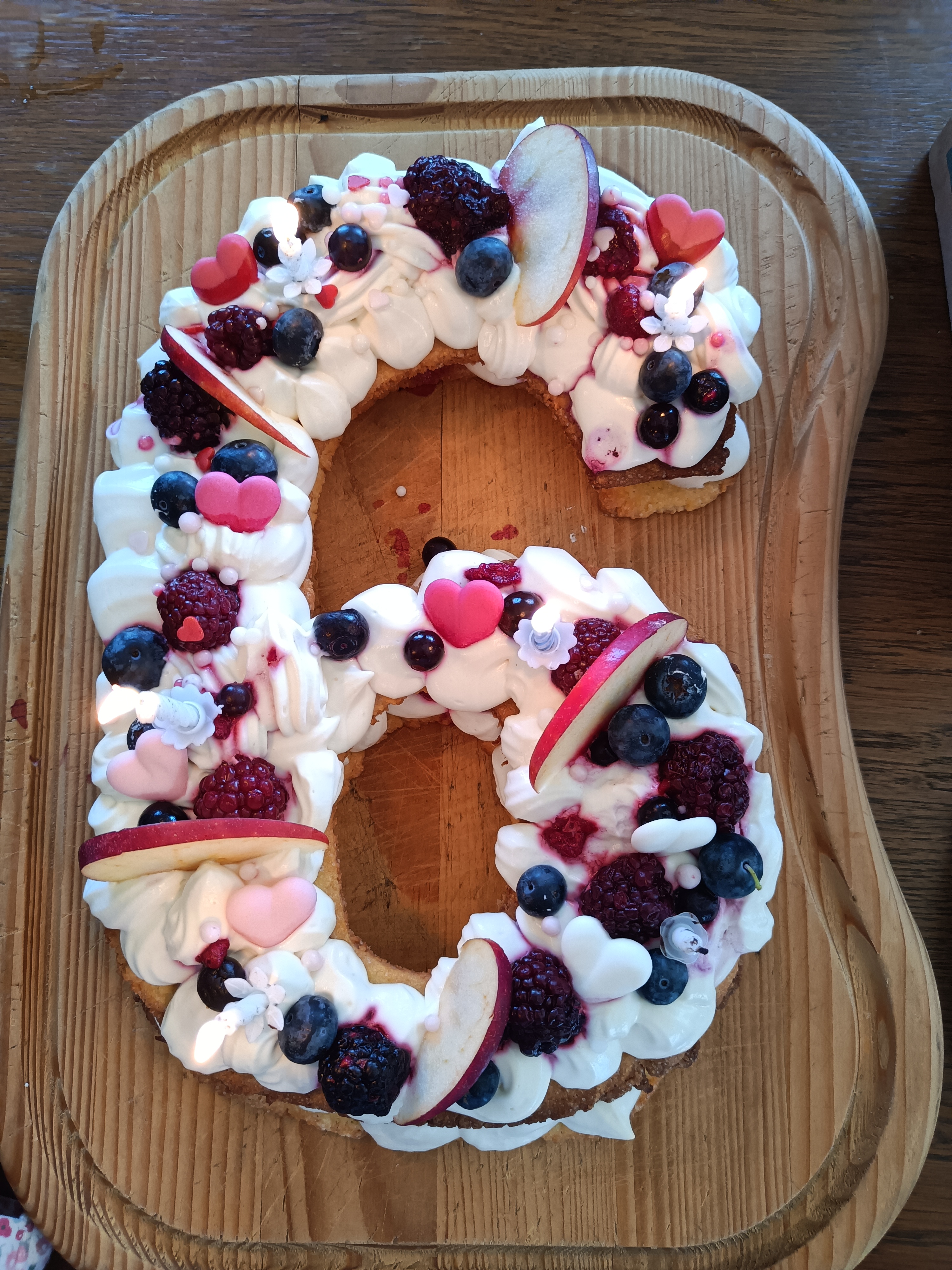 Gâteau décoré préparé par Brigitte En Cuisine